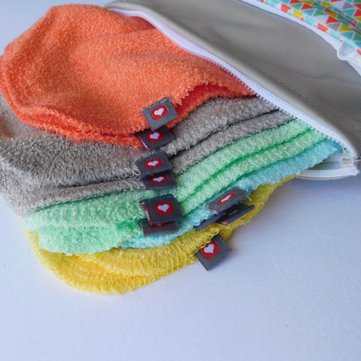 Pop-in Bamboo Wipes Set