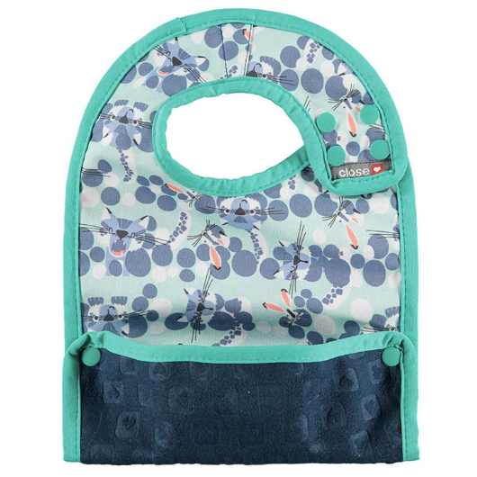 Green Pop-in Stage 2 Bib Snow Leopard Recycled Plastic
